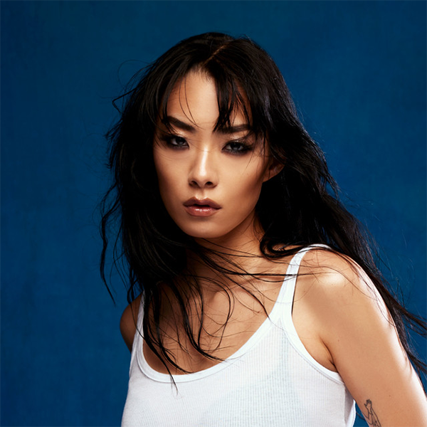 RINA SAWAYAMA / HOLD THE GIRL – ALFFO RECORDS