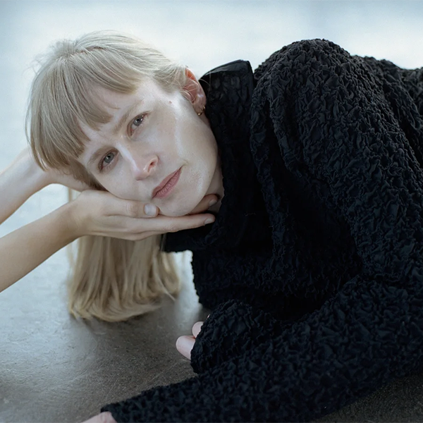 JENNY HVAL / IRIS SILVER MIST – ALFFO RECORDS